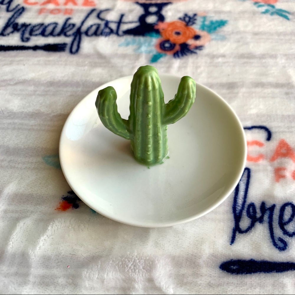 LAST 1! 🌵 Cactus Jewelry Holder 🌵 - Picture 3 of 3